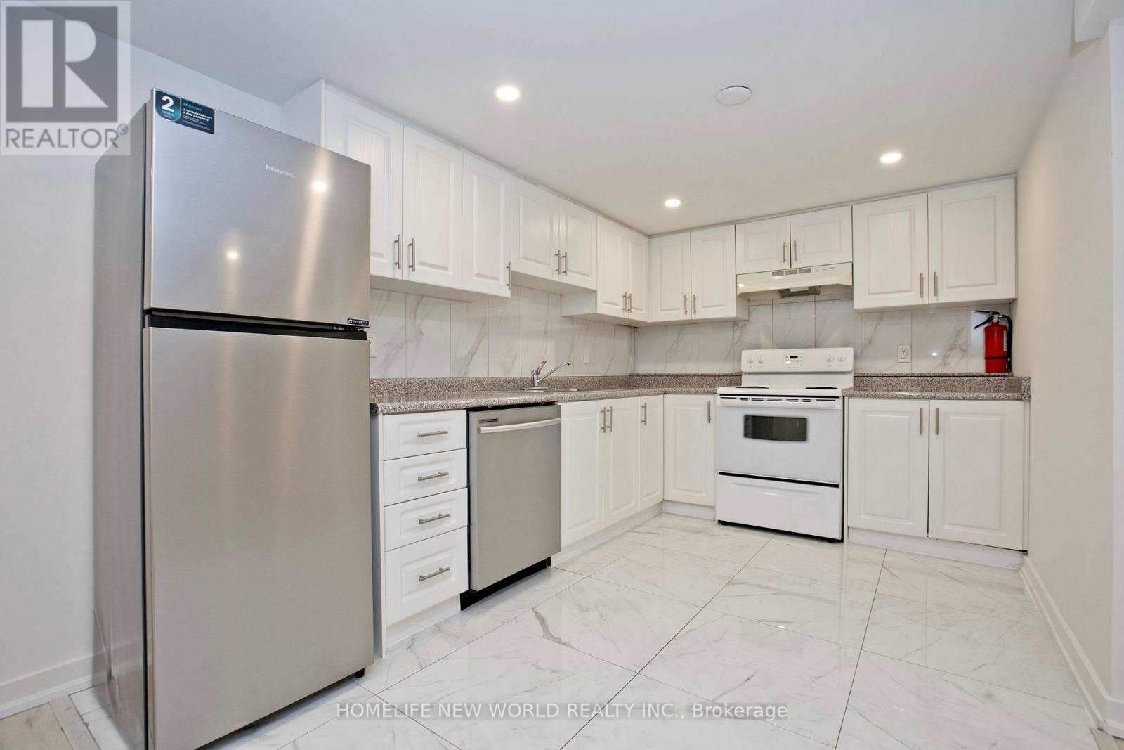 49 Thorncroft Crescent Property Photo 20