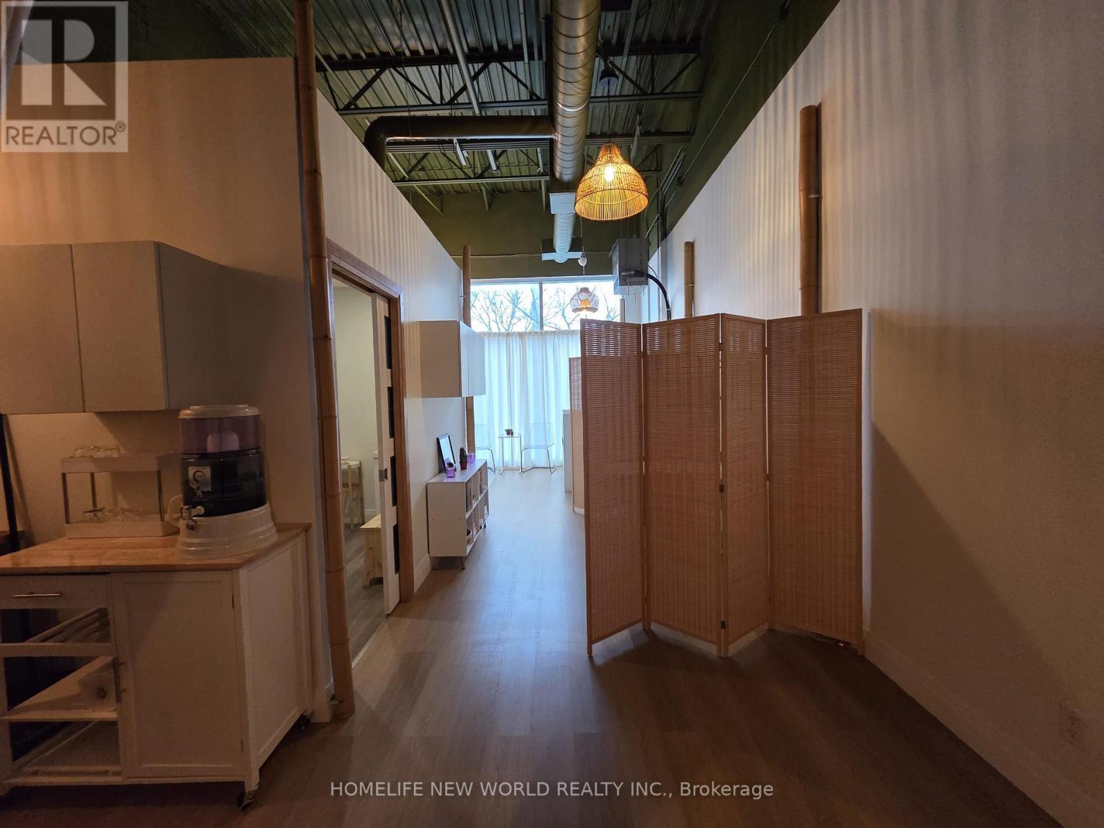 128 - 3700 Midland Avenue Property Photo 7