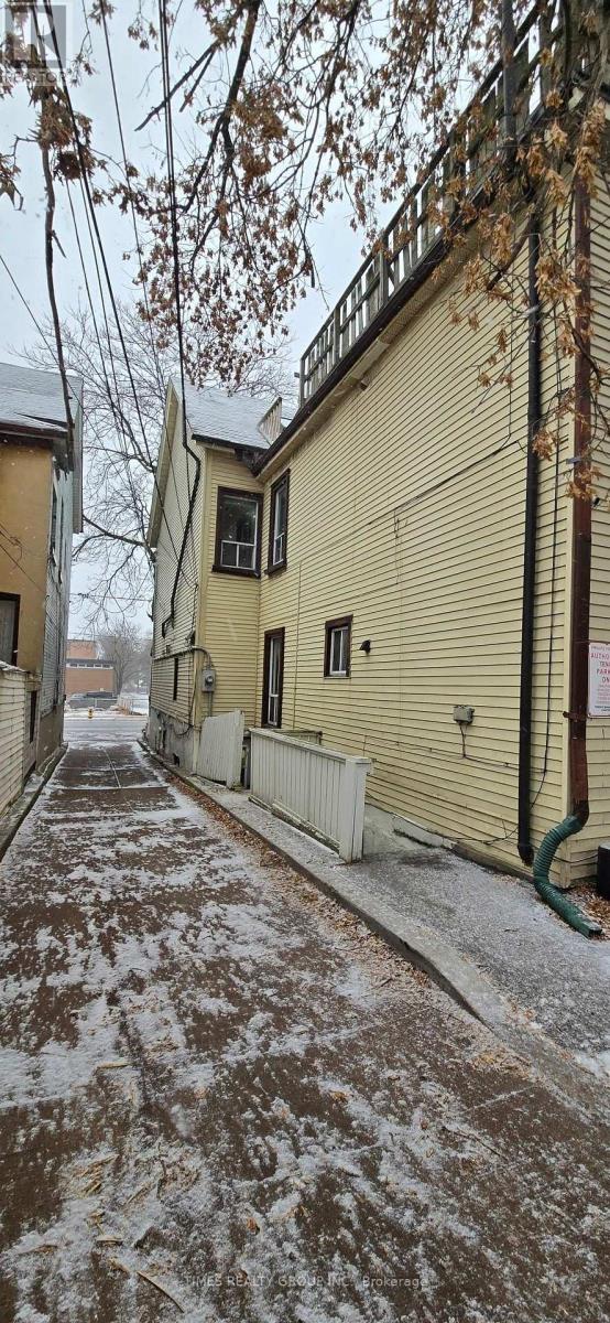 930 Dundas Street E Property Photo 2