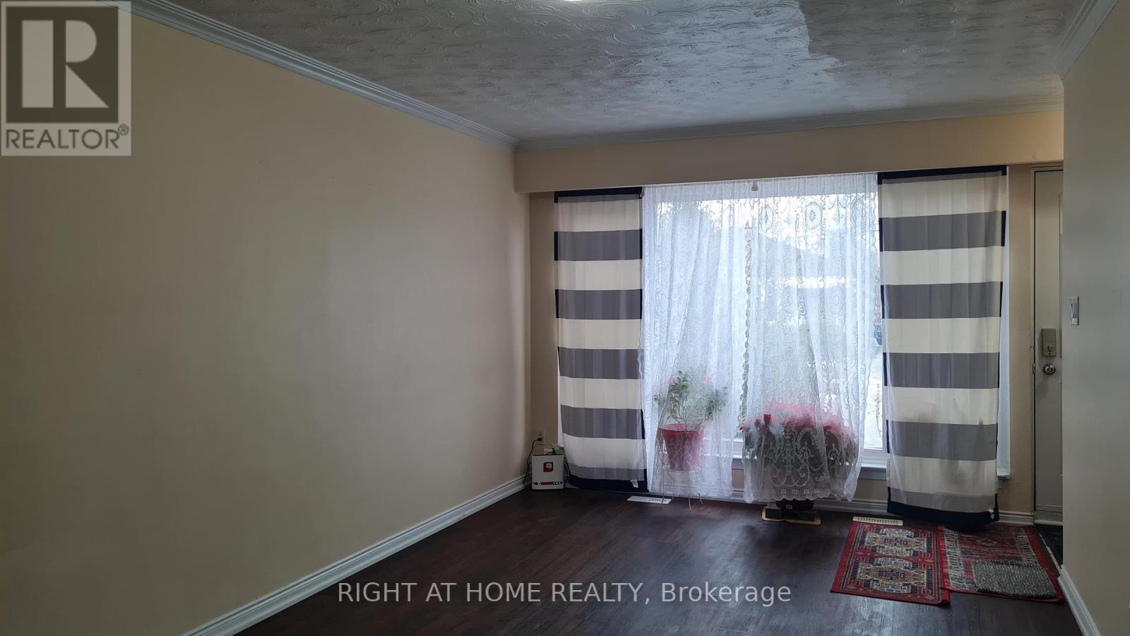 124 Overture Road Property Photo 8