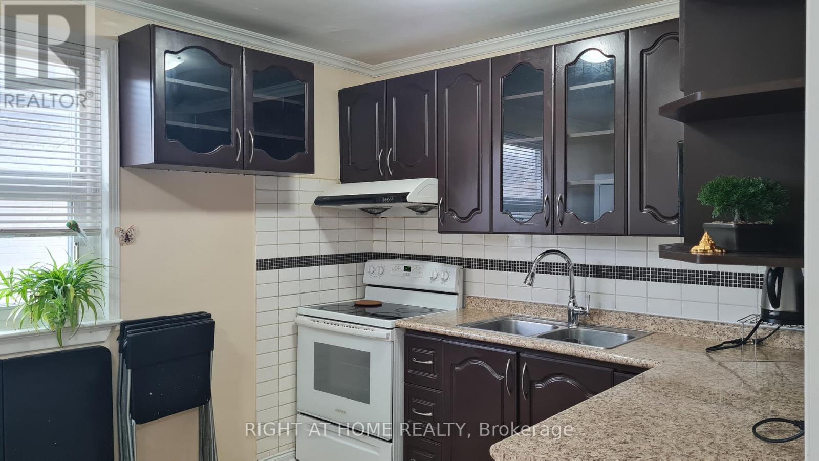 124 Overture Road Property Photo 13