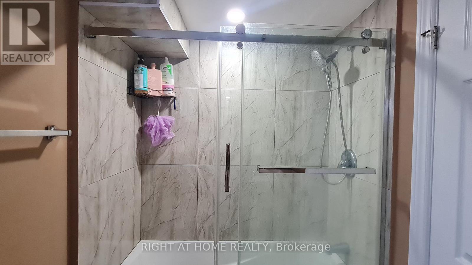 124 Overture Road Property Photo 44