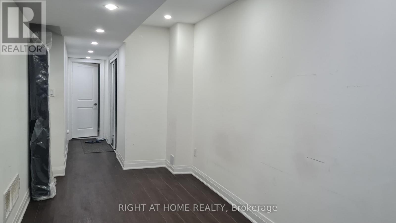 Bsmt - 10 Emmott Avenue Property Photo 11