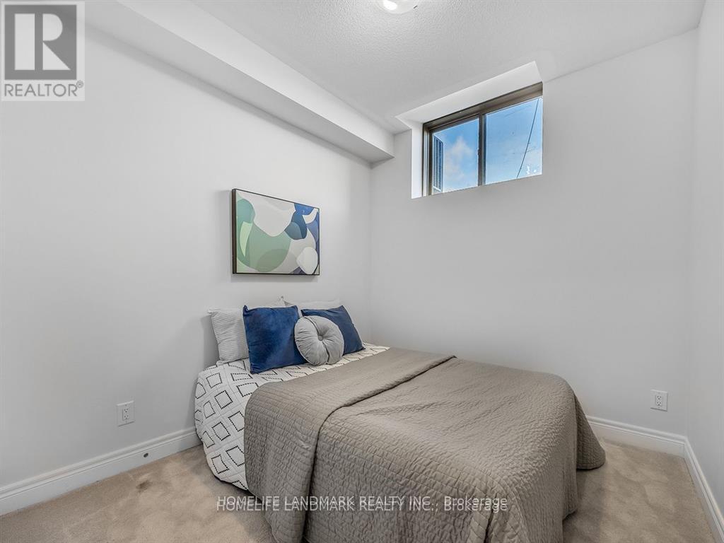 100 Christine Elliot Avenue Property Photo 17