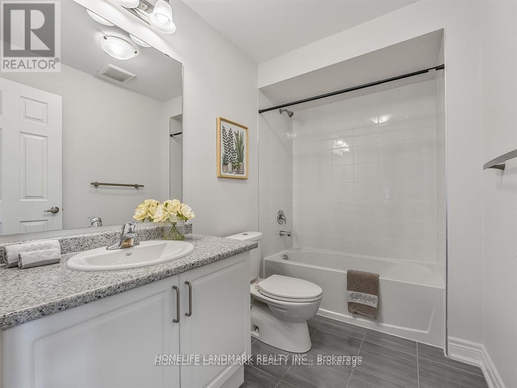 100 Christine Elliot Avenue Property Photo 18