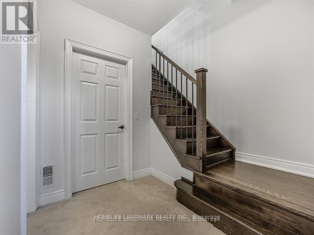 100 Christine Elliot Avenue Property Photo 26