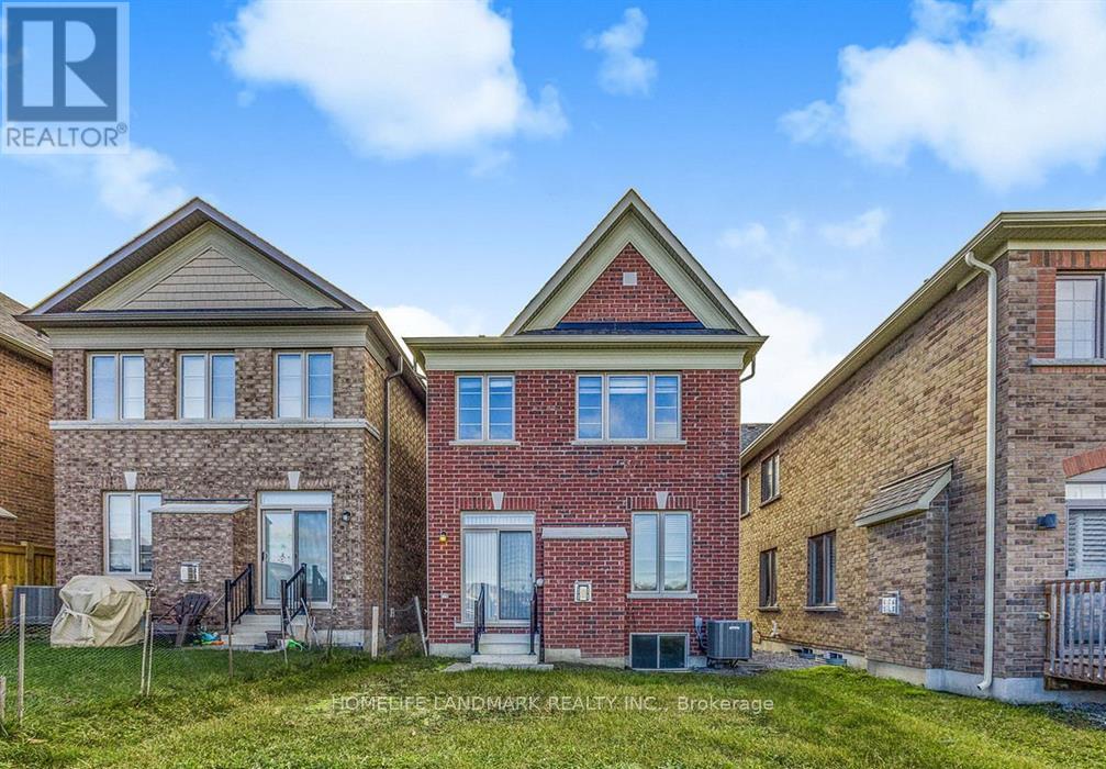 100 Christine Elliot Avenue Property Photo 28