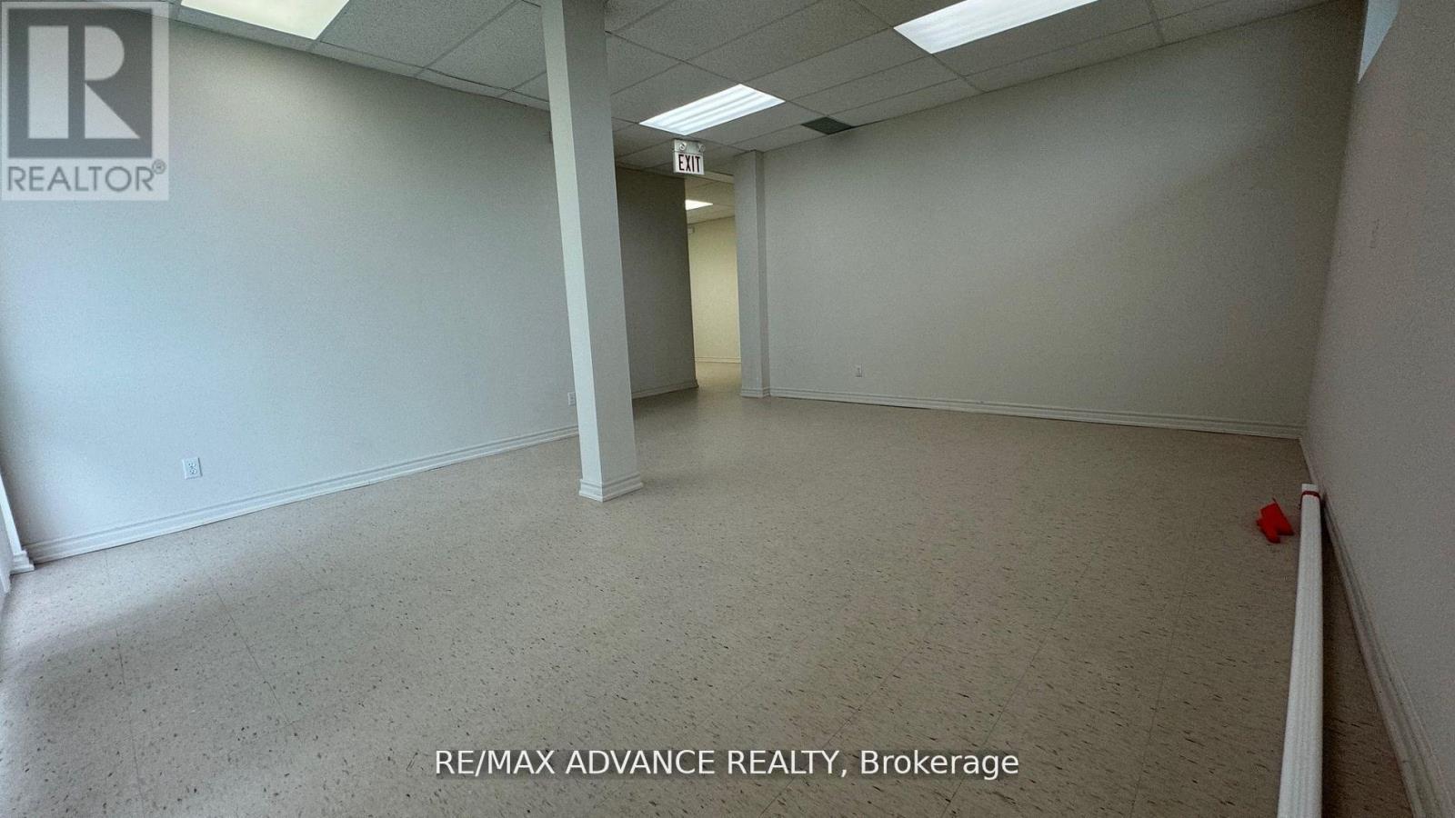 Unit 6 - 4245 Sheppard Avenue E Property Photo 8