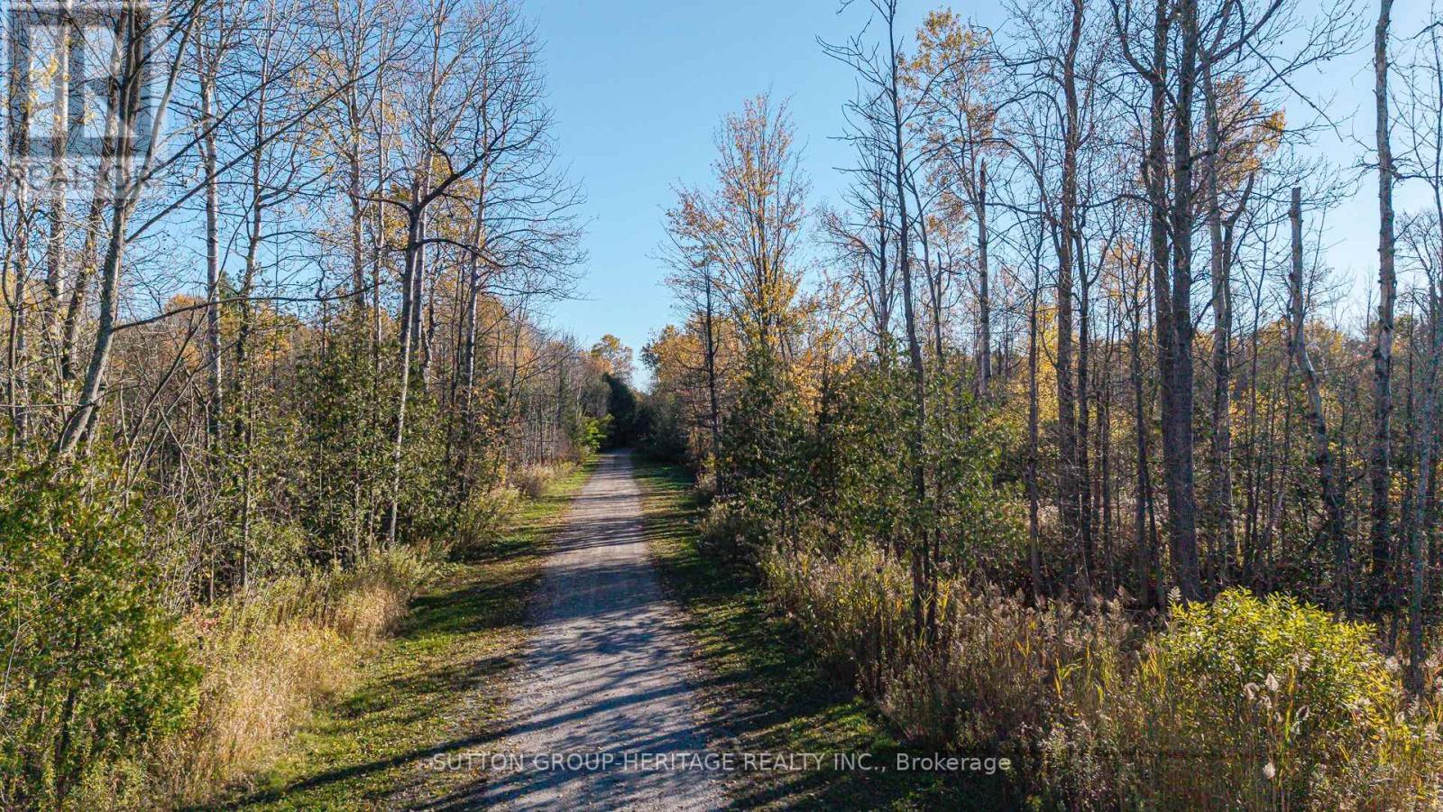 2490 Green Road Property Photo 14