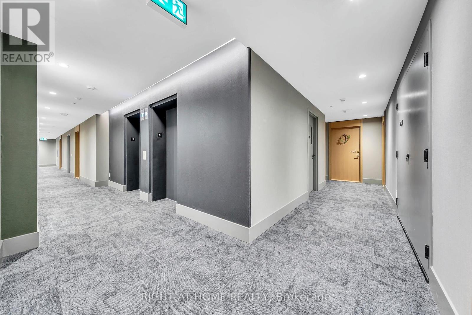 403 - 1285 Queen Street E Property Photo 18
