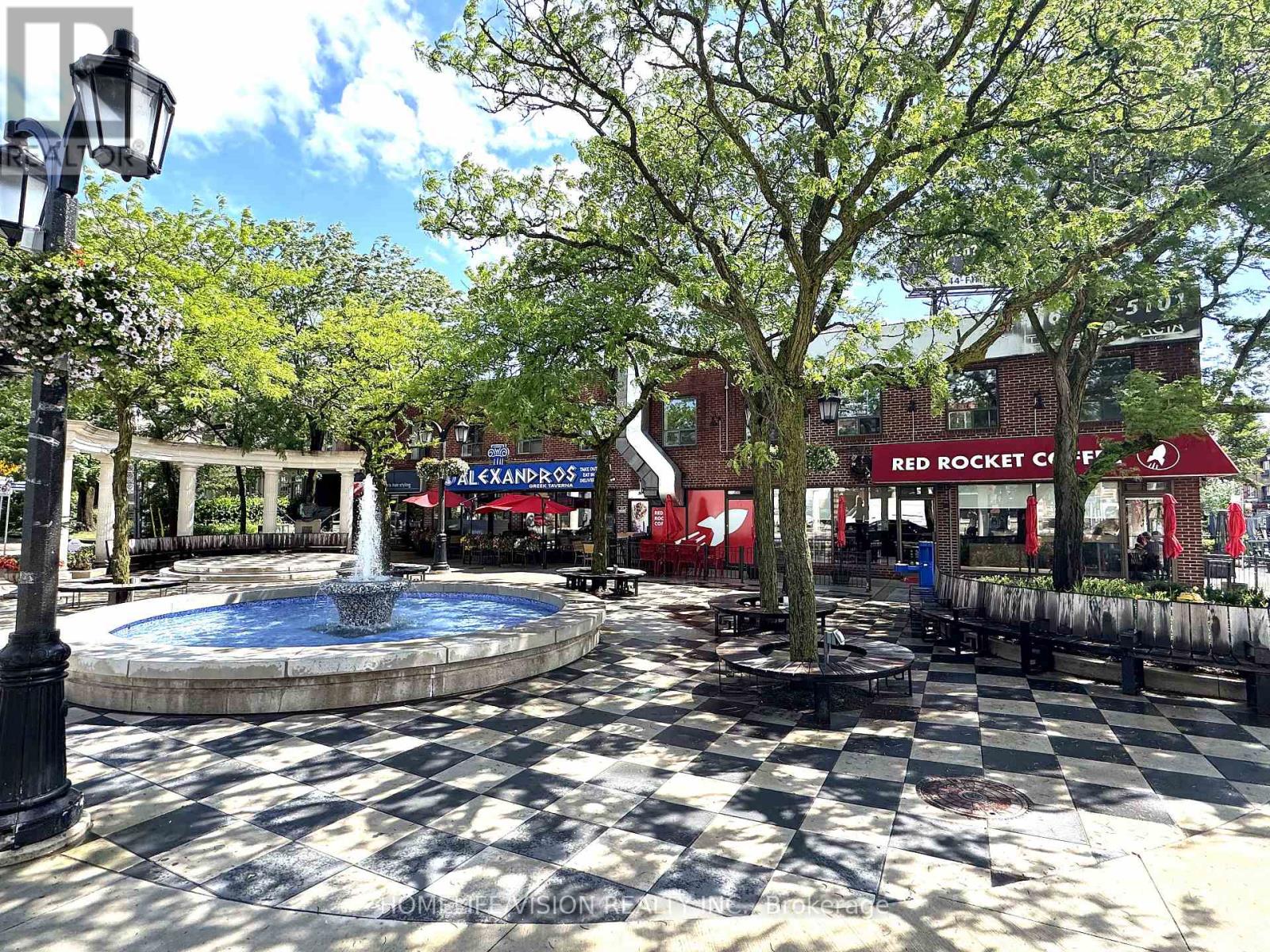 2ND FLOOR - 484 DANFORTH AVENUE N