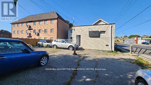 27 & 29 Gladstone Avenue Property Photo 3