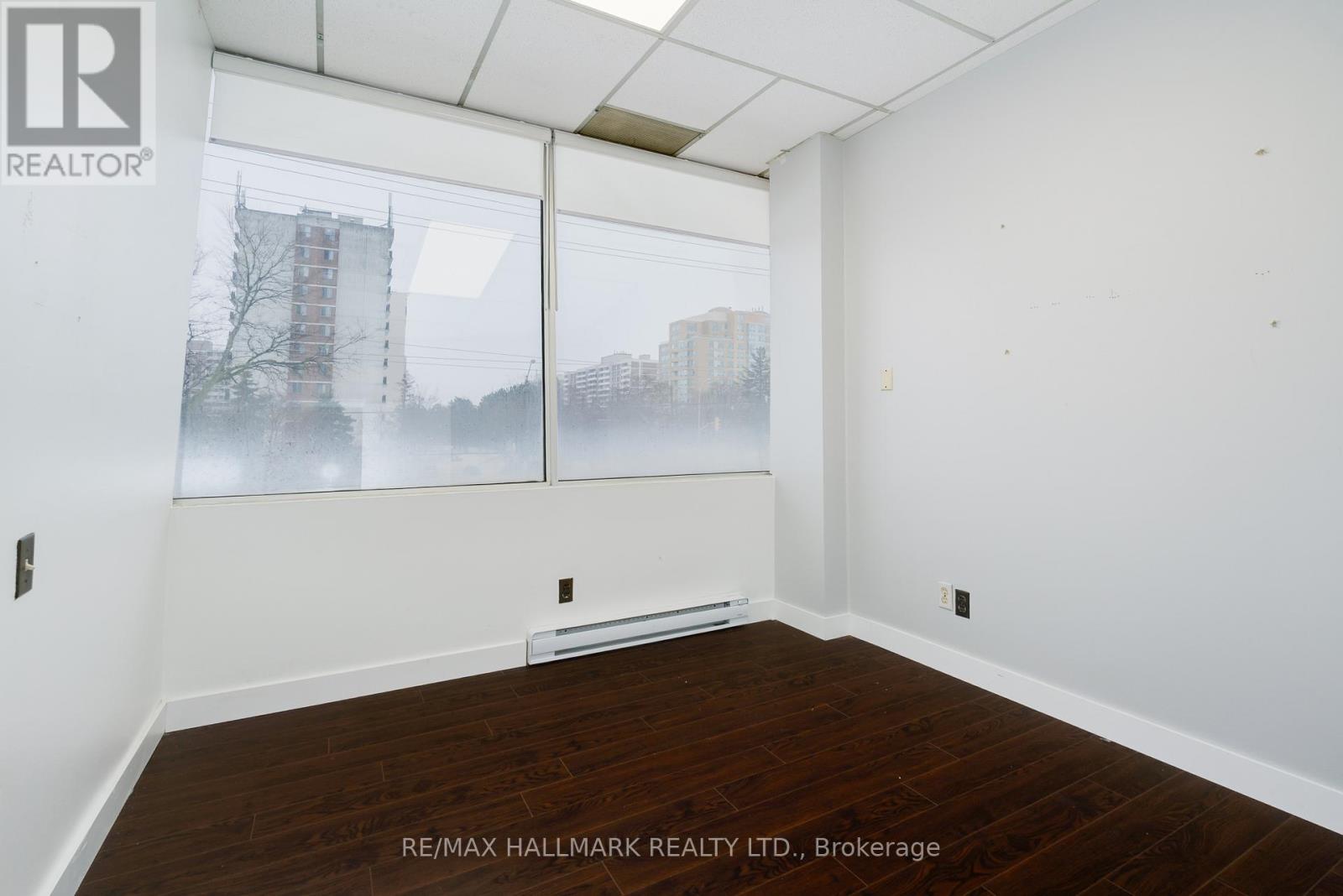 201 - 3420 Finch Avenue E Property Photo 13