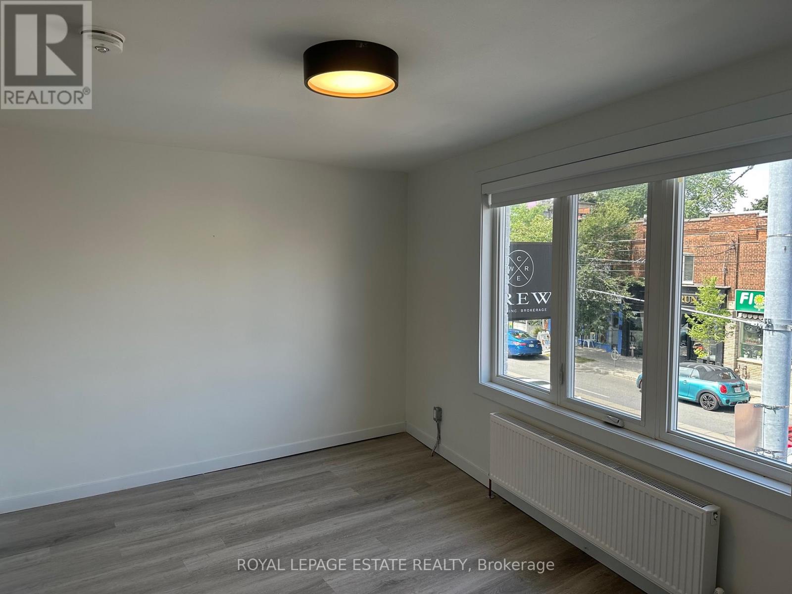 1007 Kingston Road Property Photo 24