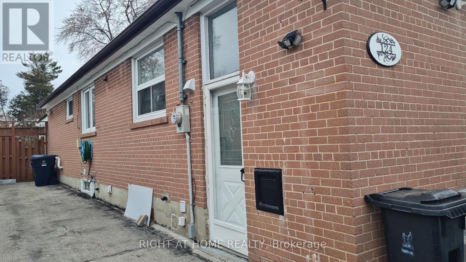 Bsmt - 124 Overture Road Property Photo 2