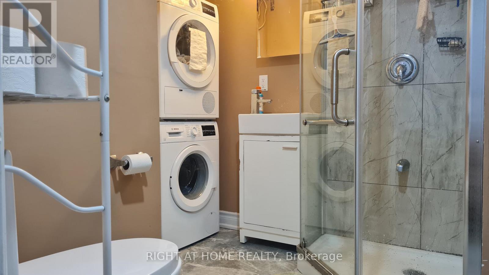 Bsmt - 124 Overture Road Property Photo 15