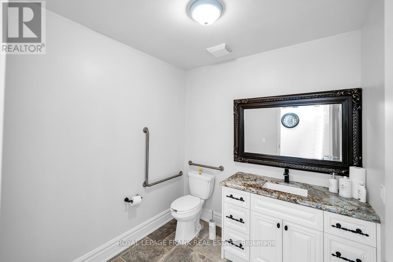 A2 - 1472 Thornton Road N Property Photo 19