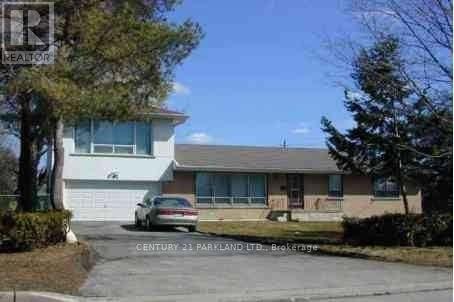 MAIN FLOOR - 95 FAIRGLEN AVENUE