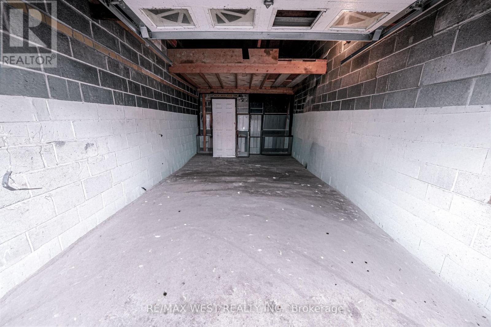 812 Kennedy Road Property Photo 25