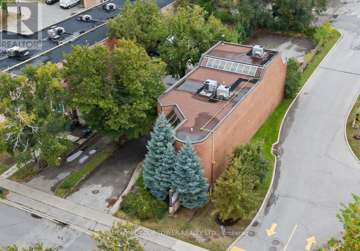 6 Collinsgrove Road Property Photo 3