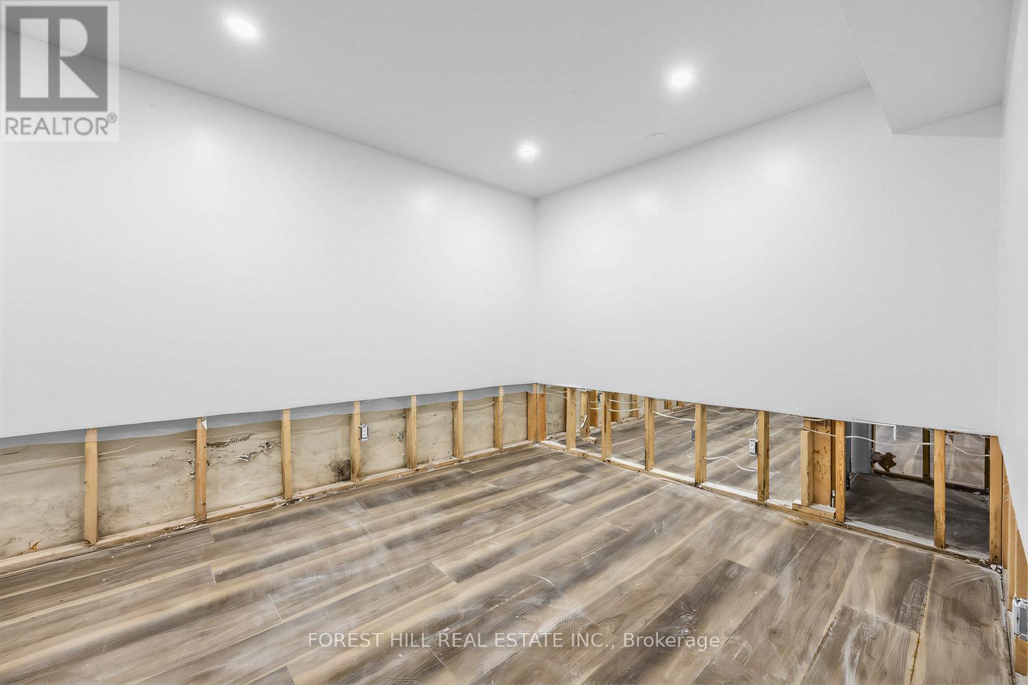 180 Glenwood Crescent Property Photo 35