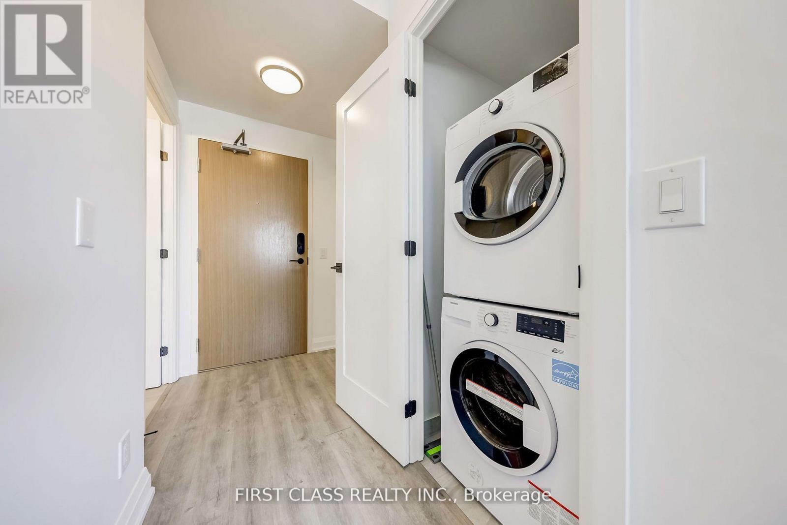904 - 2369 Danforth Avenue Property Photo 6