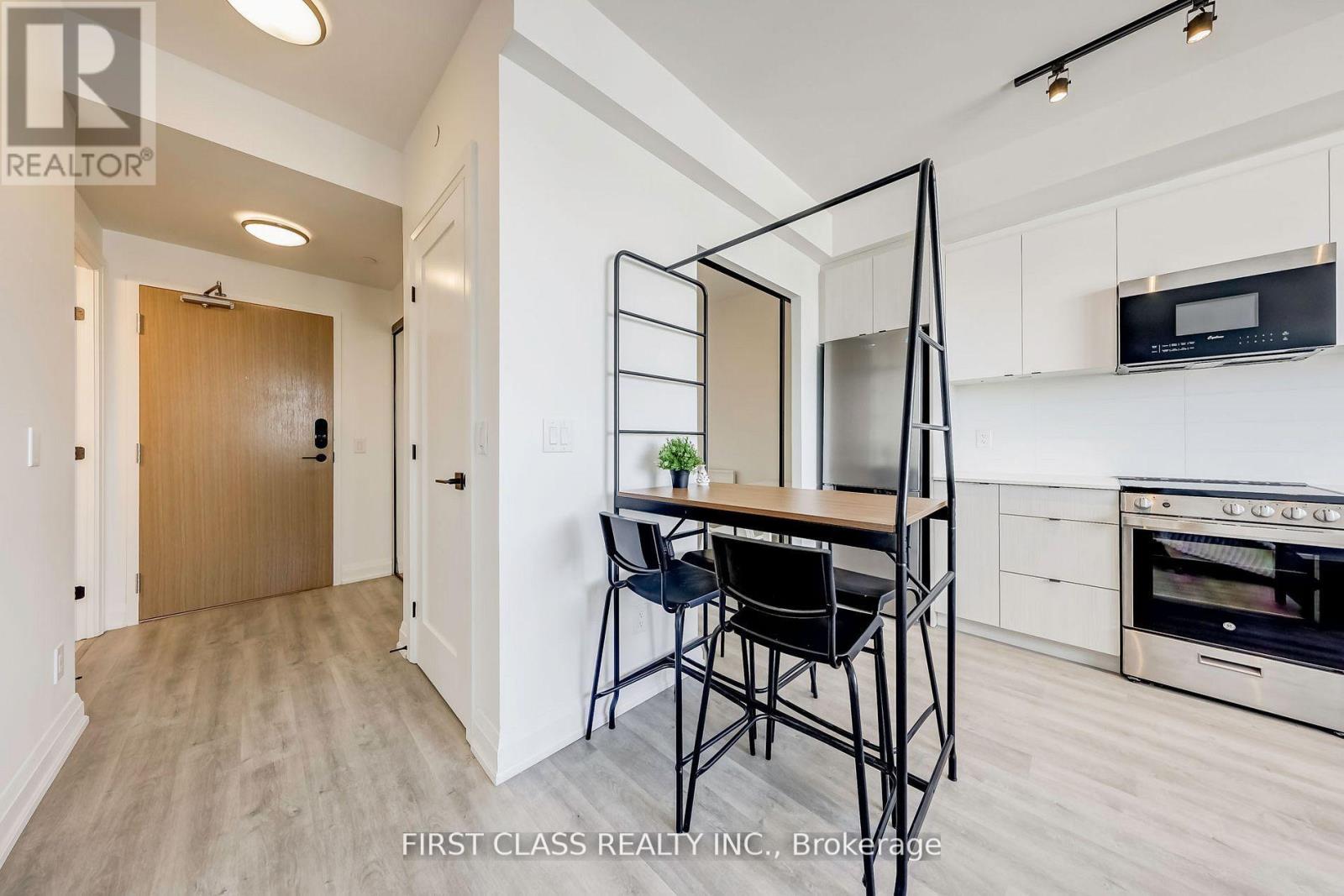 904 - 2369 Danforth Avenue Property Photo 8