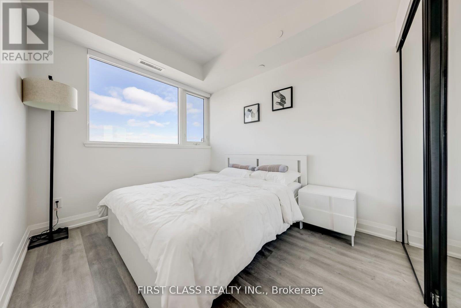 904 - 2369 Danforth Avenue Property Photo 13