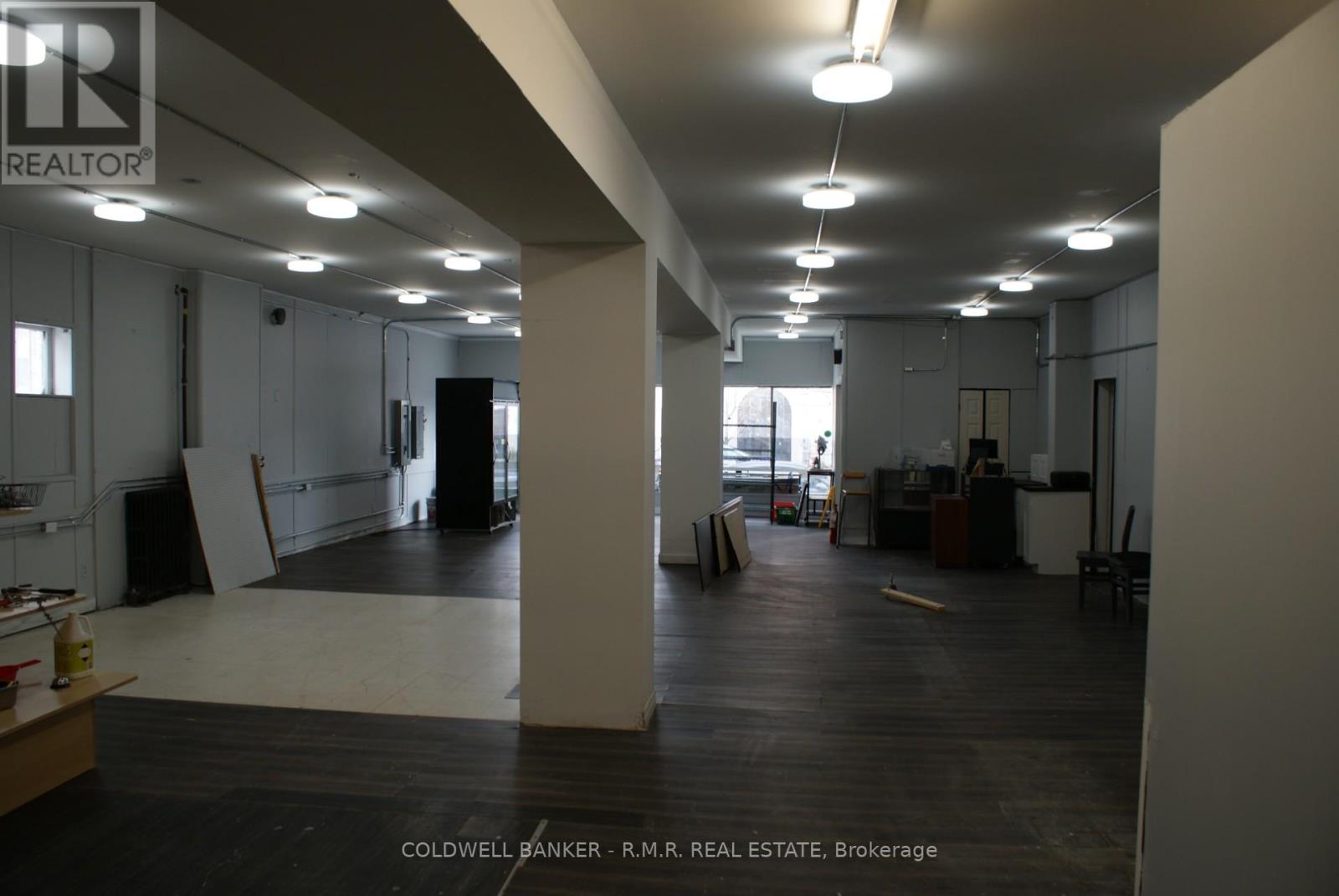 50 Bond Street E Property Photo 2
