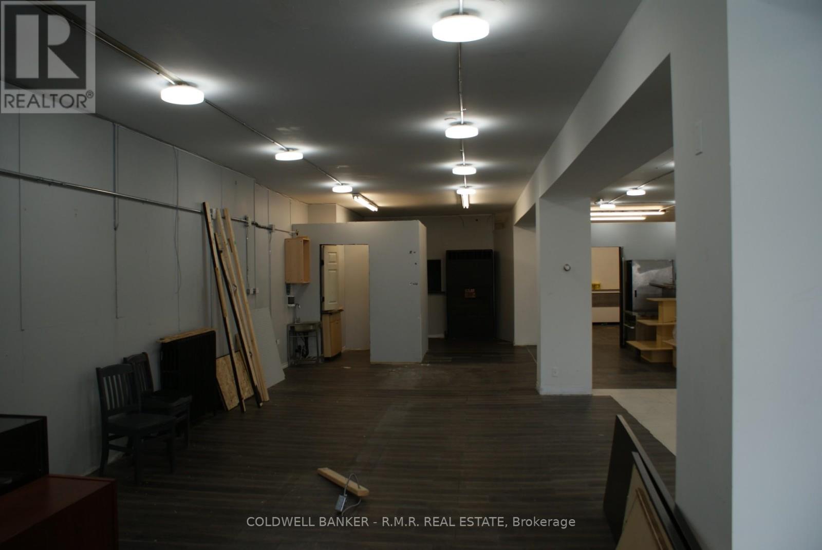 50 Bond Street E Property Photo 4