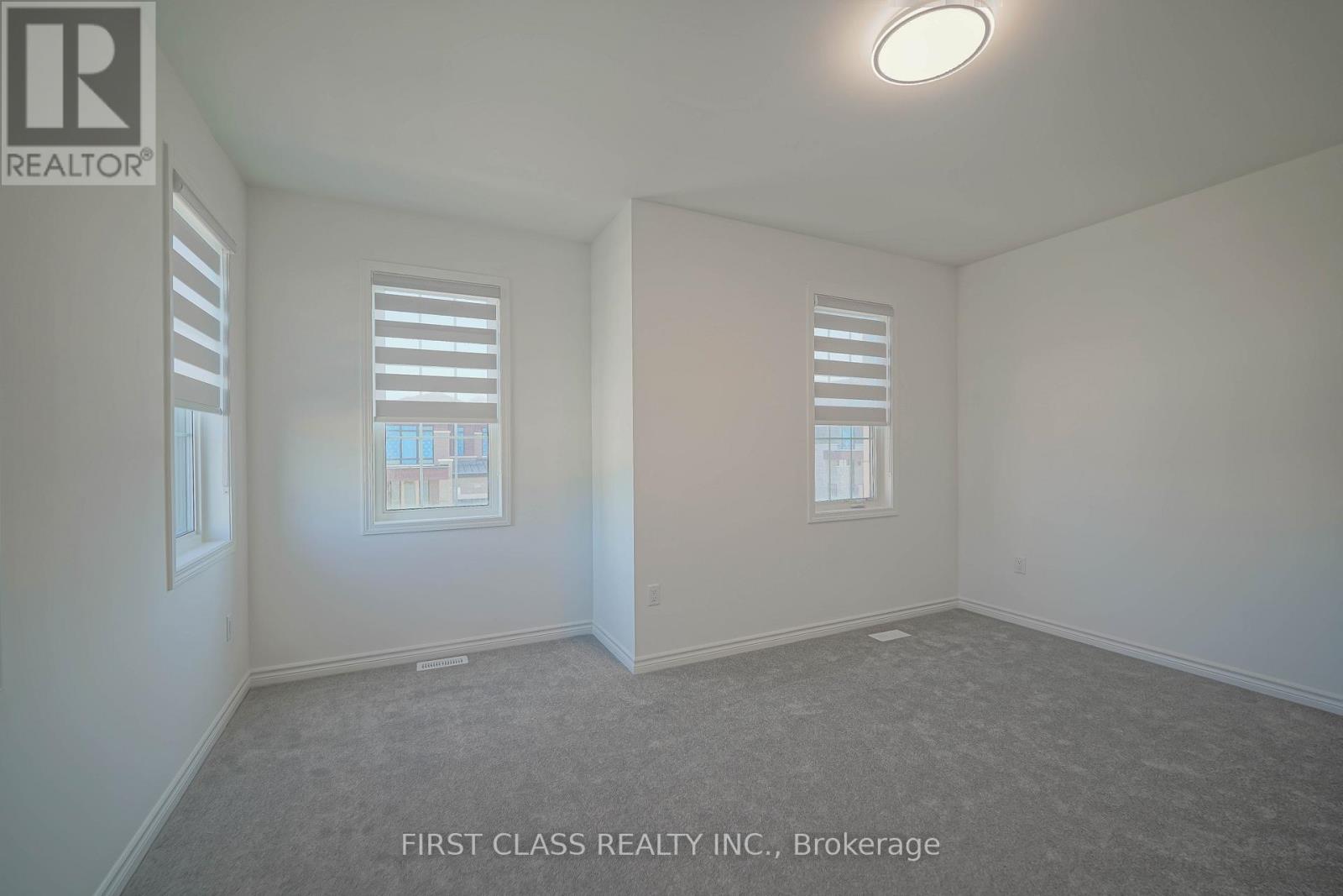 1913 Narcissus Gardens Property Photo 21