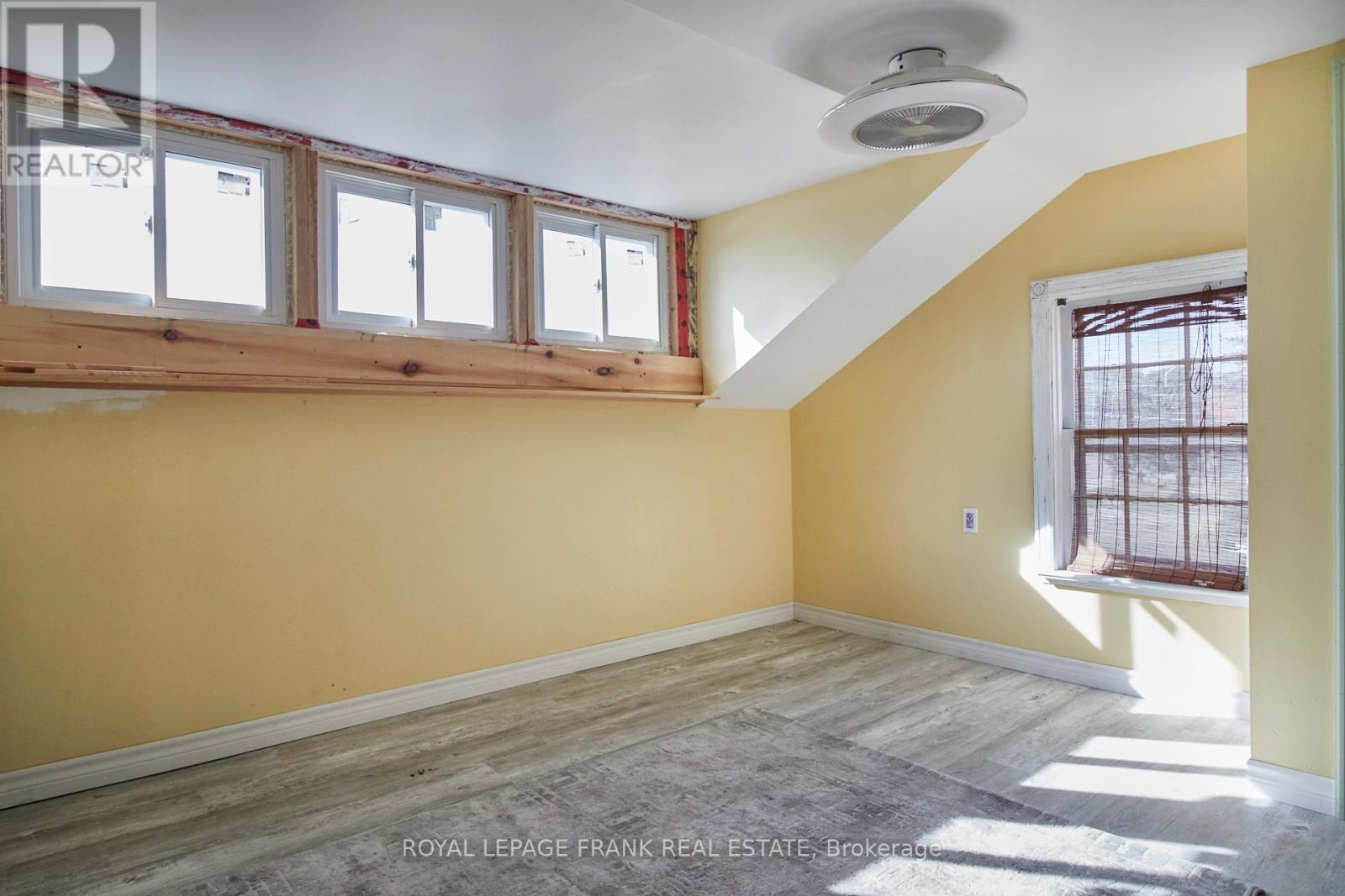 2009 Maple Grove Road Property Photo 10