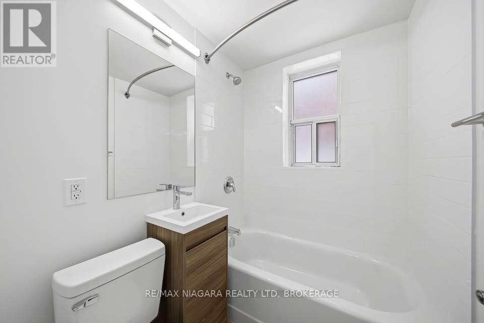 Unit A - 993 O'connor Drive Property Photo 10