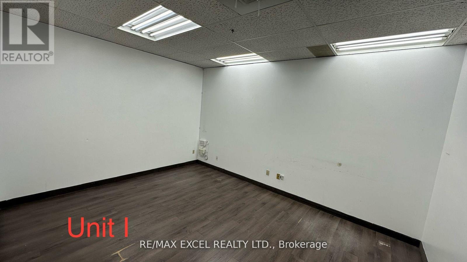 230i - 55 Nugget Avenue Property Photo 2
