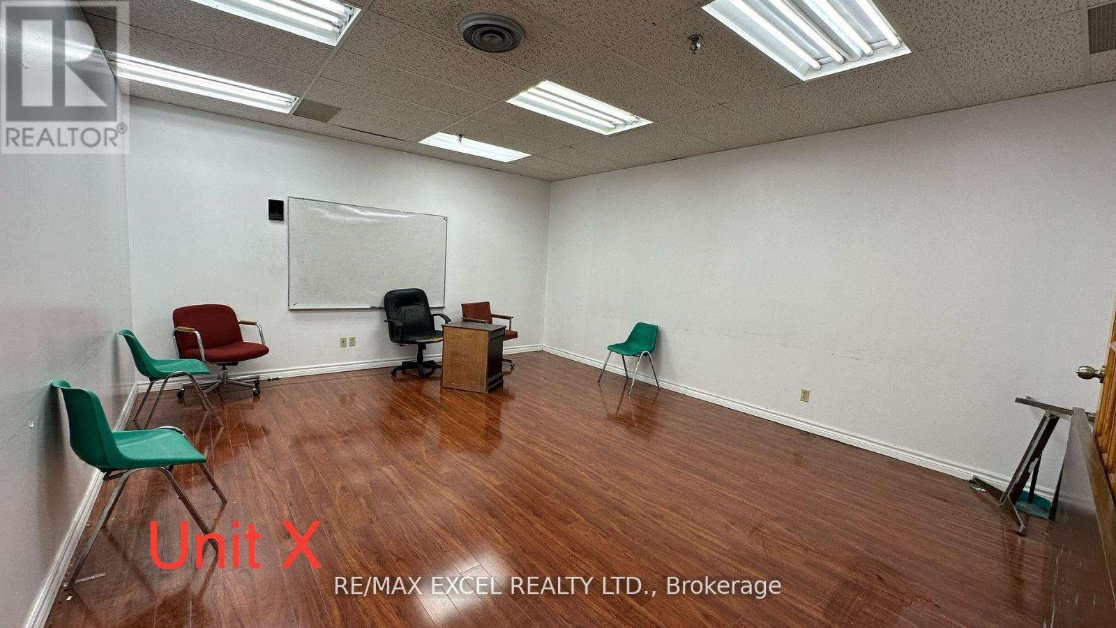 230x - 55 Nugget Avenue Property Photo 2