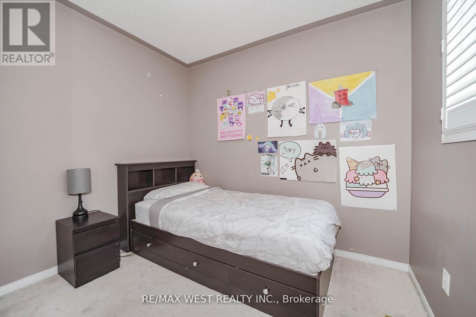 1976 Edenwood Drive Property Photo 5