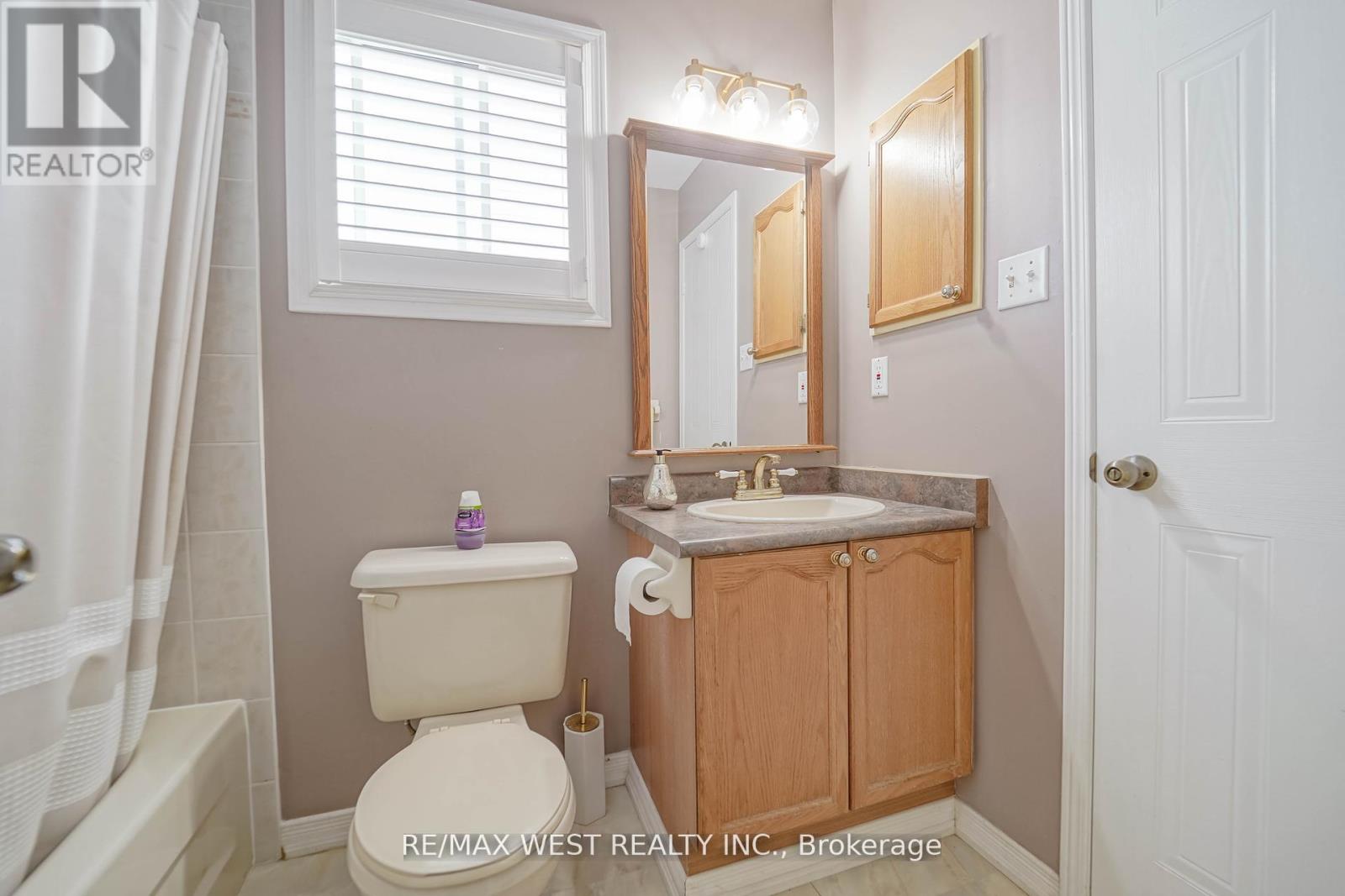 1976 Edenwood Drive Property Photo 7