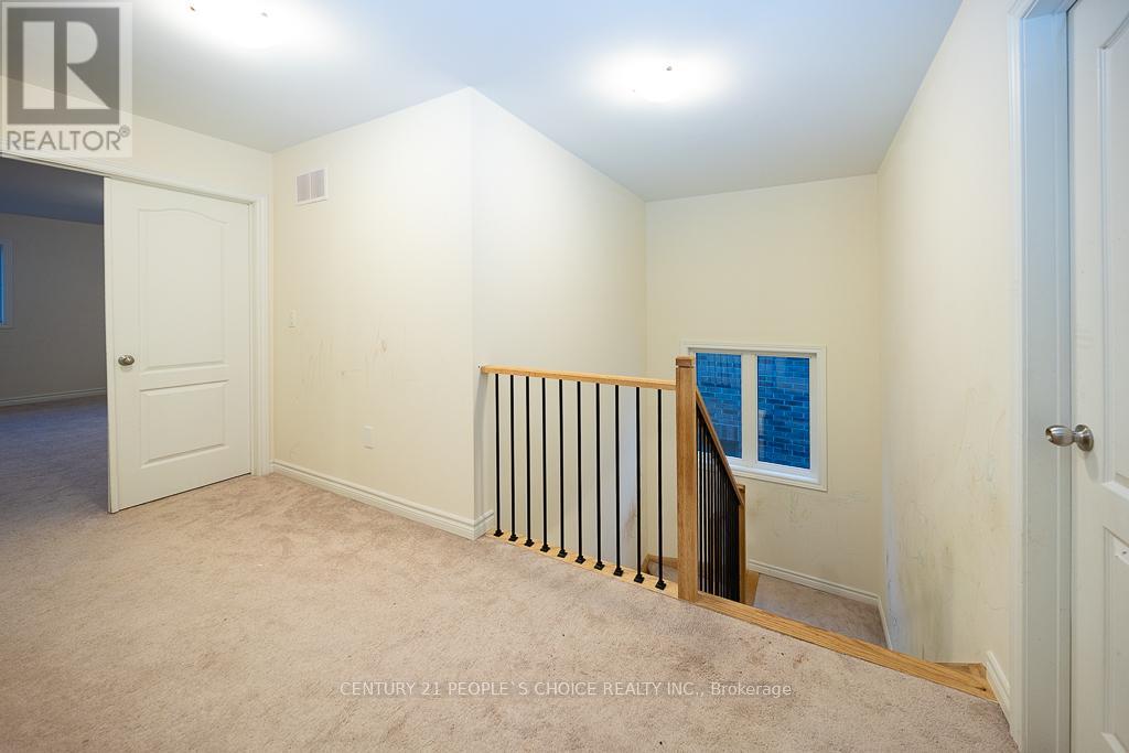 83 Robin Trail Property Photo 8