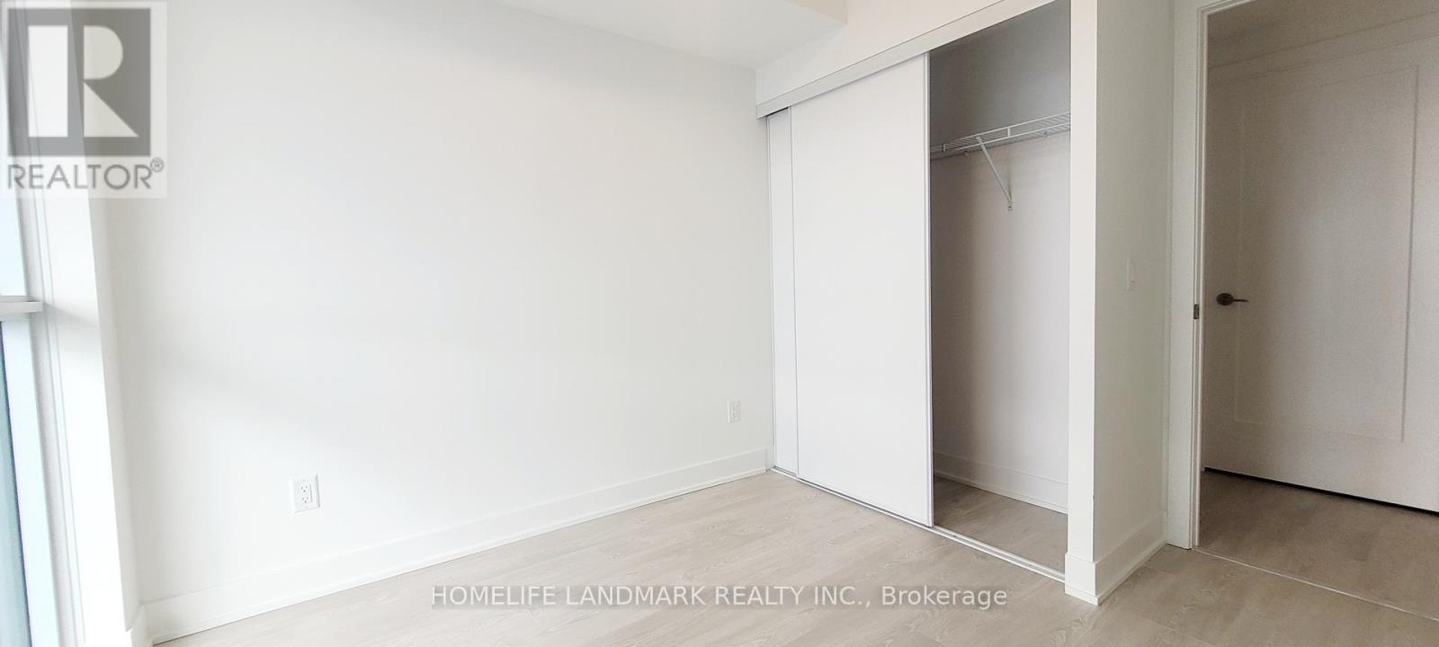 724 - 2545 Simcoe Street N Property Photo 5