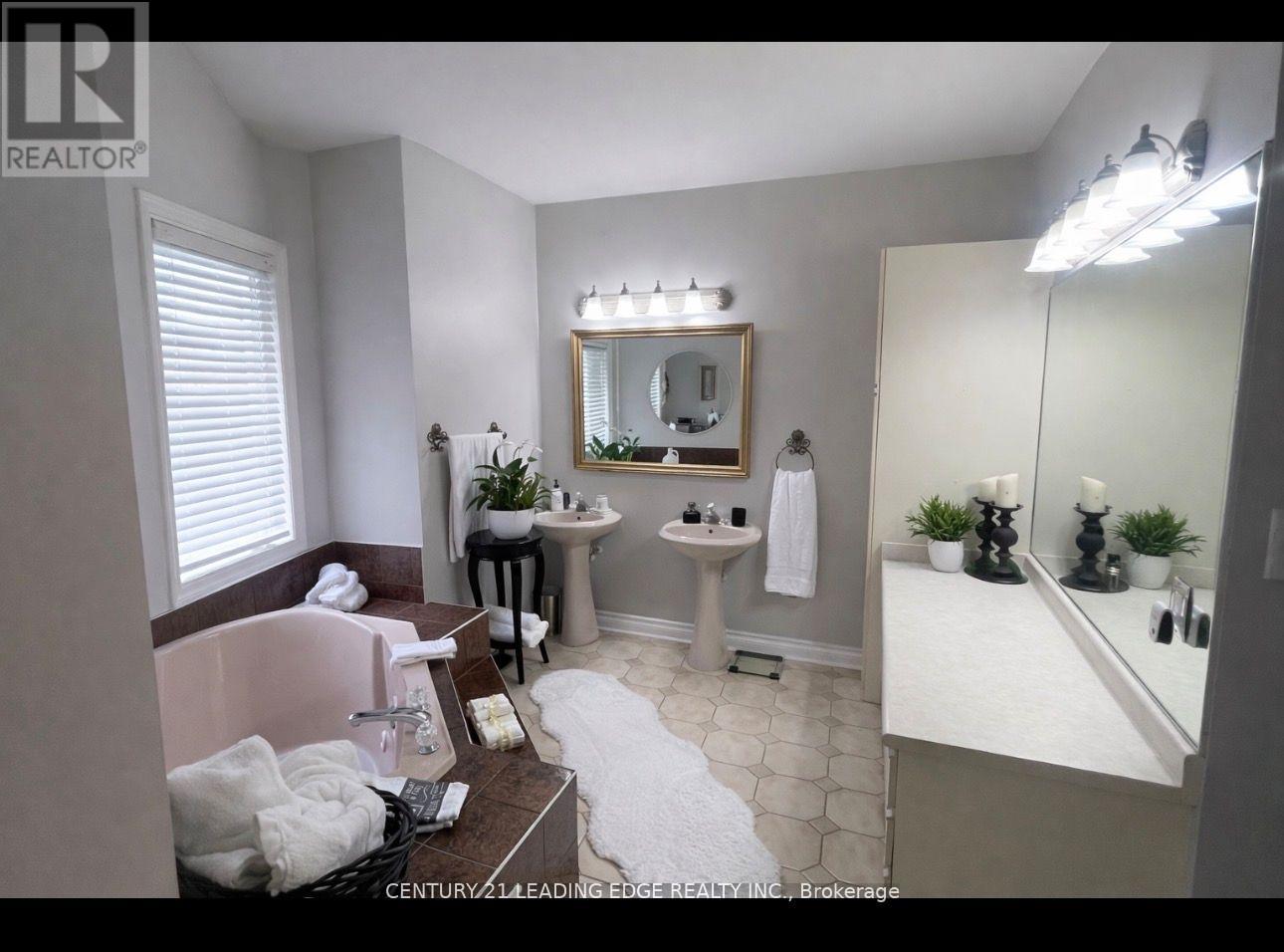 21 Buggey Lane Property Photo 17