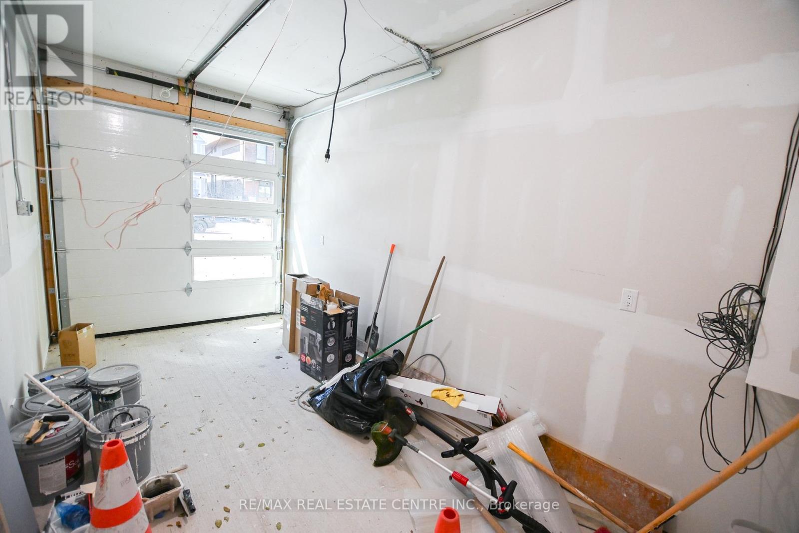 59 Jones Avenue Property Photo 36