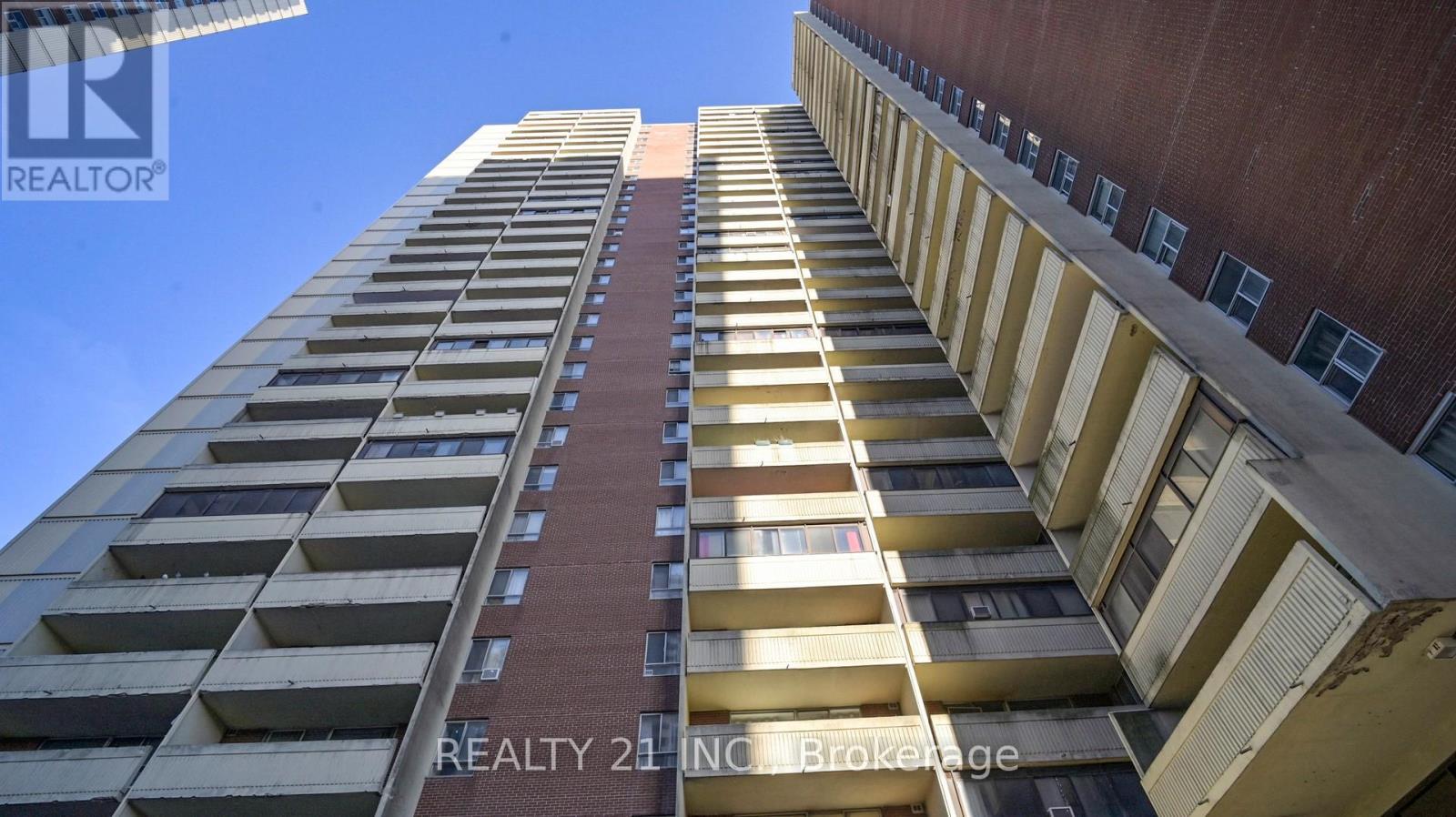 2103 - 5 Massey Square Property Photo 4
