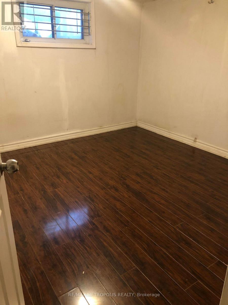 Main - 1837 Victoria Park Avenue Property Photo 3