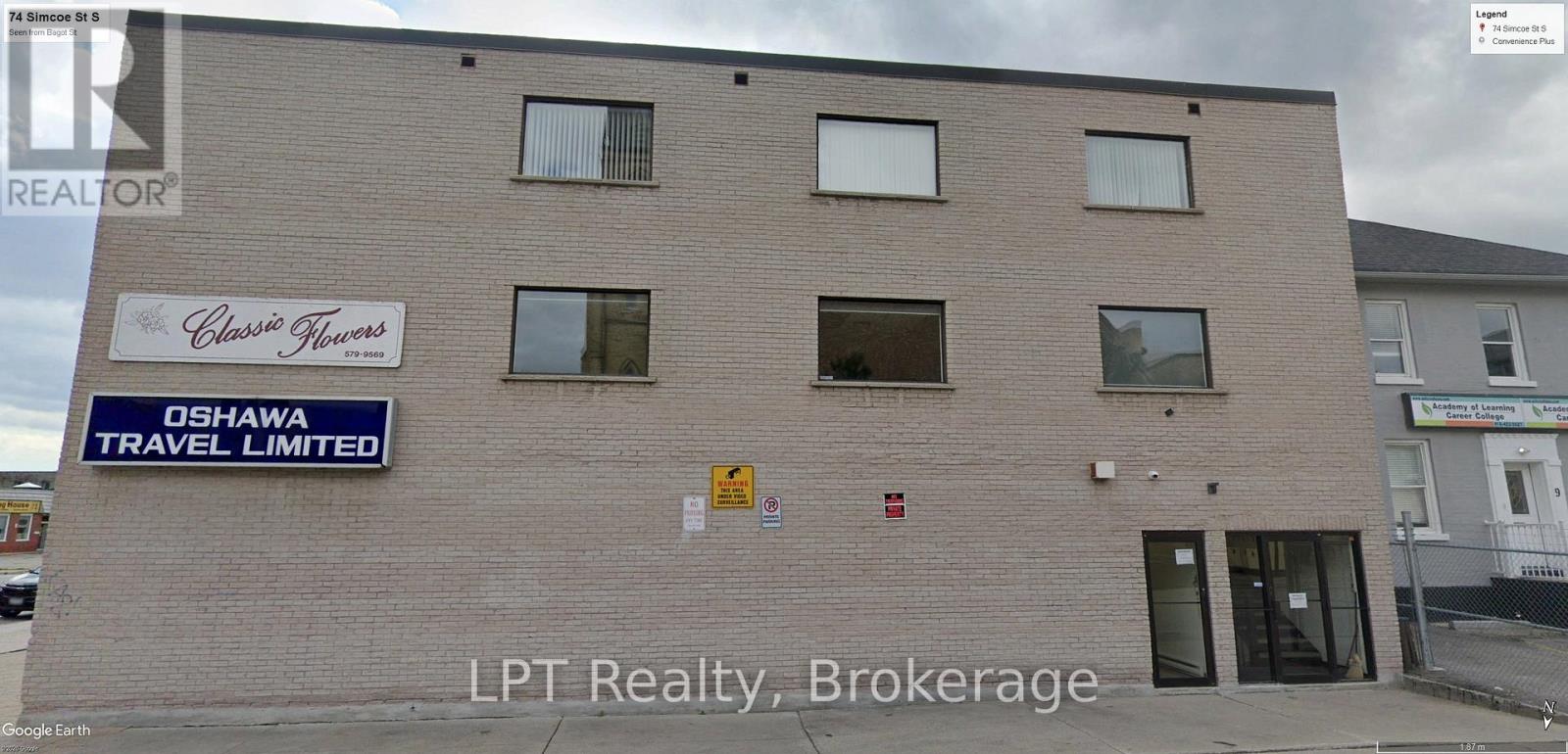 74 Simcoe Street S Property Photo 2