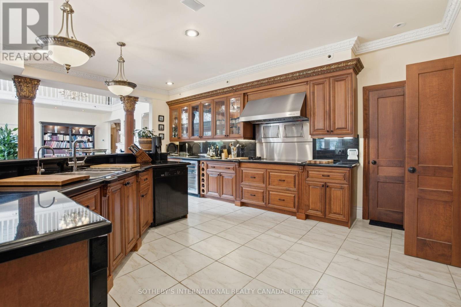 55 Pine Ridge Drive Property Photo 14