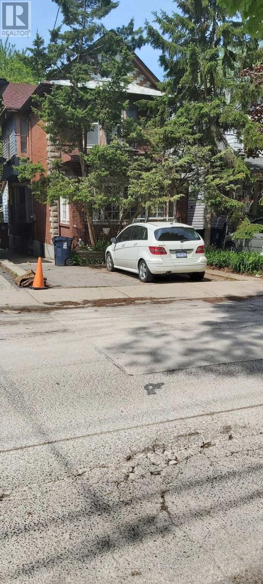 74 Kenilworth Avenue Property Photo 1
