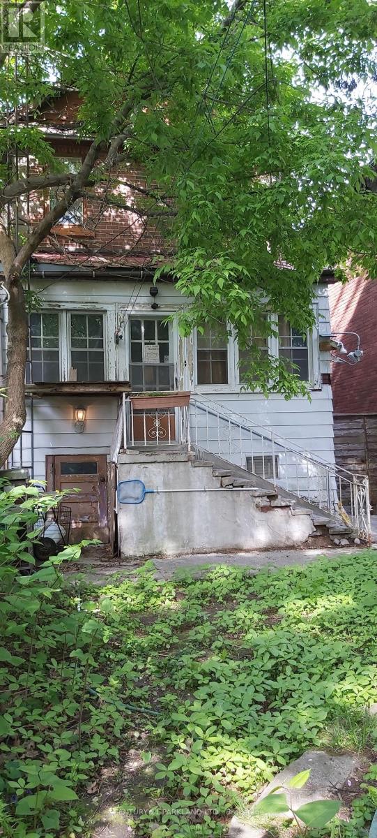 74 Kenilworth Avenue Property Photo 2