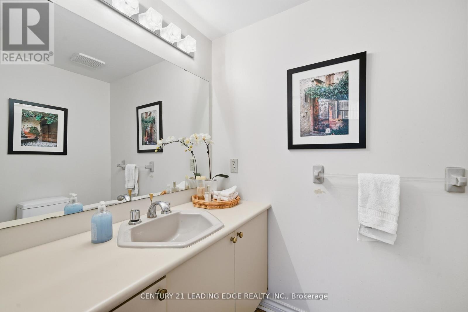 8 Bunhill Court Property Photo 28