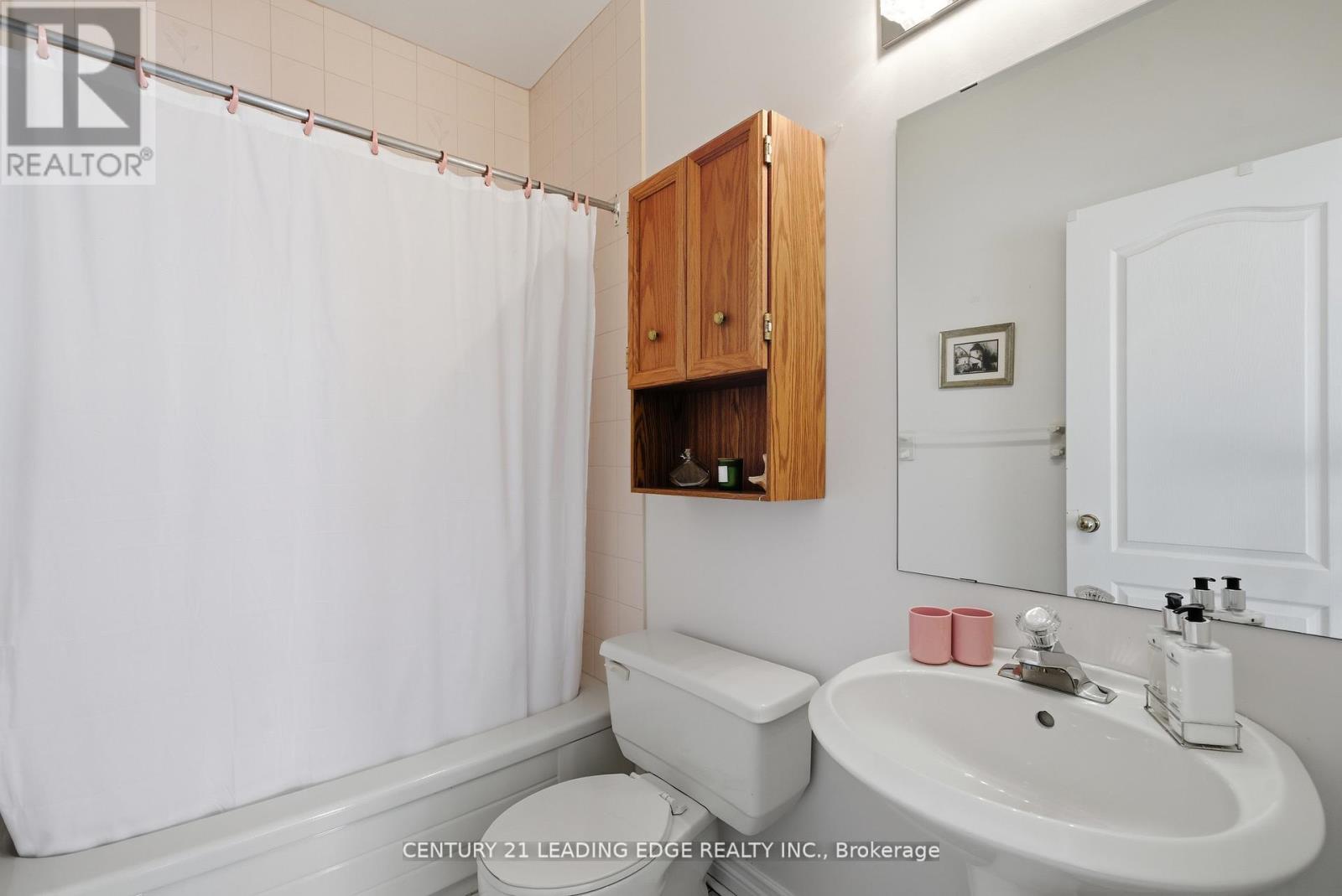 8 Bunhill Court Property Photo 29