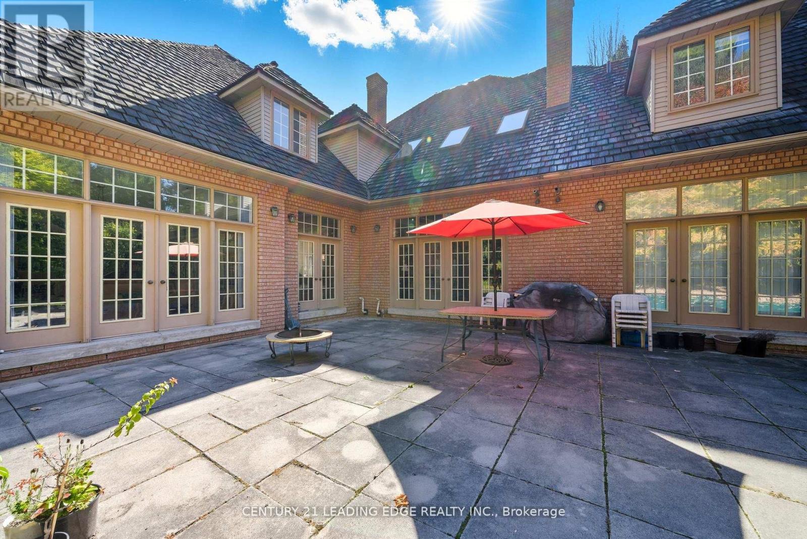 8 Bunhill Court Property Photo 39